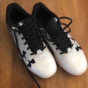 UA Boys Baseball Cleats
